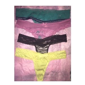 4 Victoria’s Secret XS/S Thongs